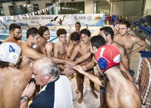 SS-Lazio-Nuoto-Saluto-squadra